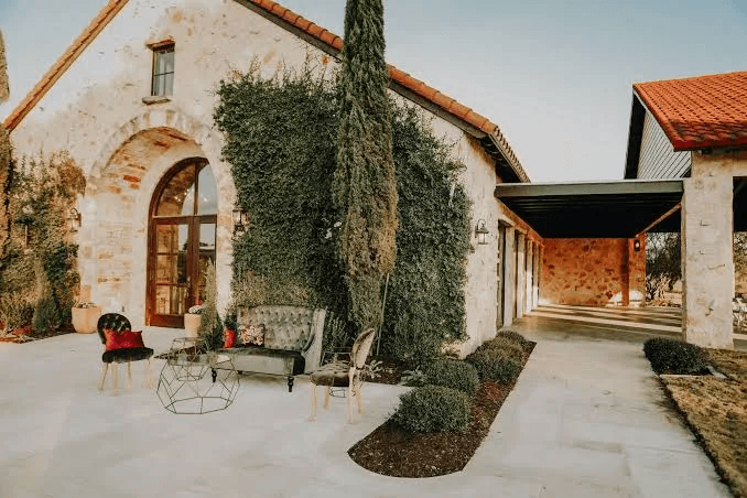 The Vineyard at Florence – Florence
